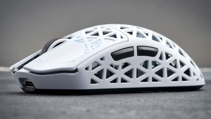 ATTACK SHARK R5 ULTRA WHITE